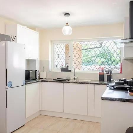 Ancoats Eden Centre - Free Parking - Contractor Business - 2 Bath - 3 Bedroom * Manchester