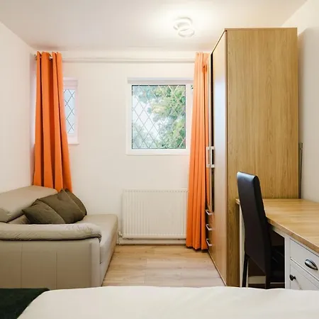 Ancoats Eden Centre - Free Parking - Contractor Business - 2 Bath - 3 Bedroom *