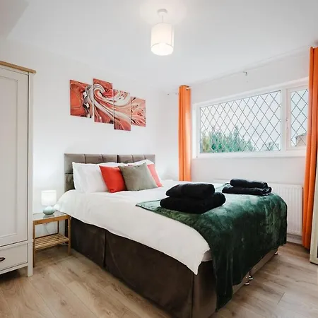 Ancoats Eden Centre - Free Parking - Contractor Business - 2 Bath - 3 Bedroom