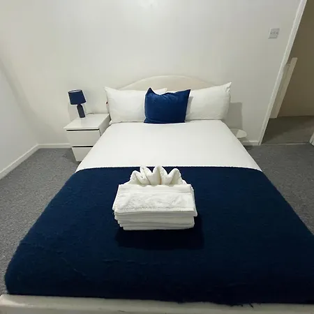 3 Bedroom Luxurious * Манчестер
