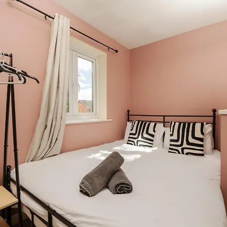 Chic 4bd Abode - Free Parking - Snooker Dom wakacyjny Manchester