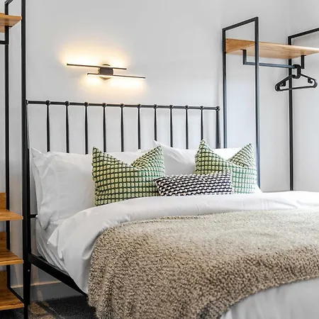 Free Parking The Quays- Sleeps 8 By Genesis Living Casa vacanze *