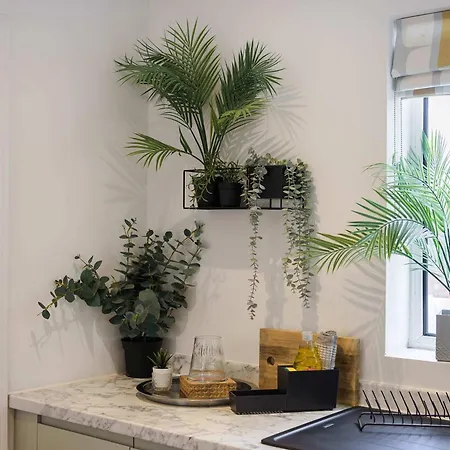 Free Parking The Quays- Sleeps 8 By Genesis Living Manchester