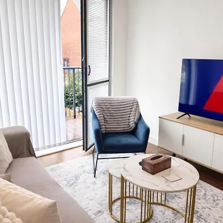 Apartamento Stylish 2-bed By Cente *