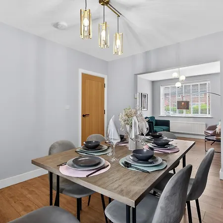 Close To Media City-old Trafford - 5 Bedroom House Διαμέρισμα *