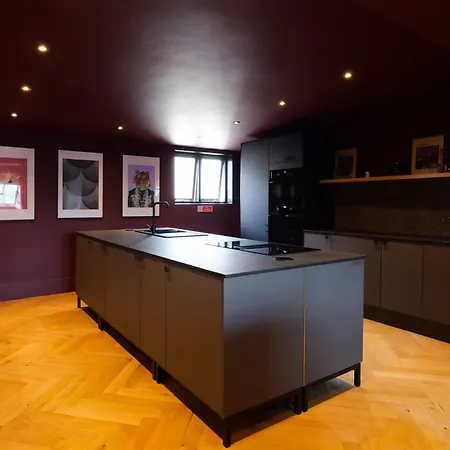 Gatsby at The Heim Residences Apartment Manchester