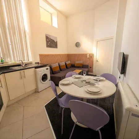 Apartman Sleek 2 Bedroom - Stadium Links Manchester