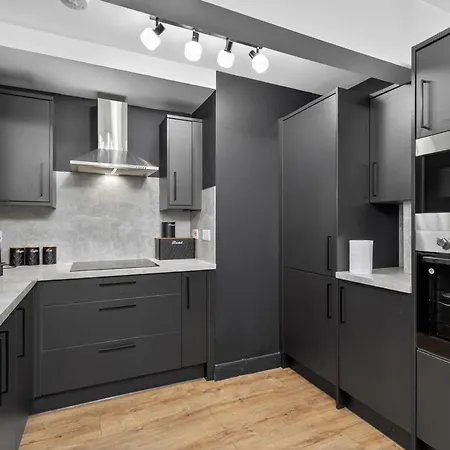 Close To Media City-old Trafford - 5 Bedroom House Διαμέρισμα *