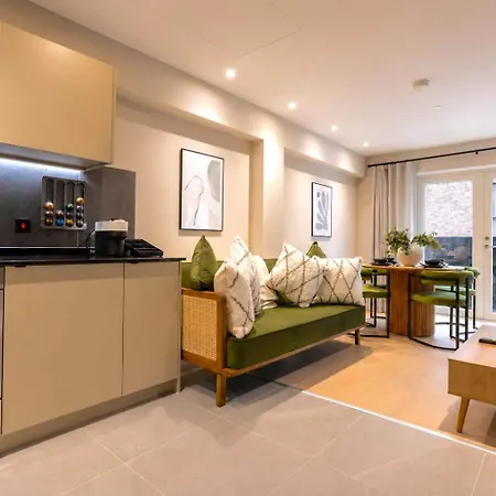 アパート Stylish 1Br Aptment I Balcony I Sleeps 3 - City *