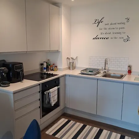 Lets Sa I 2bed 2bath L Waterfront L Private Balcony I Relaxing Retreat I Great Location Apartament