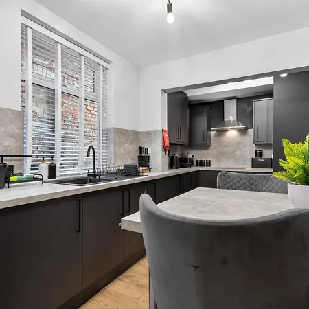 Διαμέρισμα Close To Media City-old Trafford - 5 Bedroom House