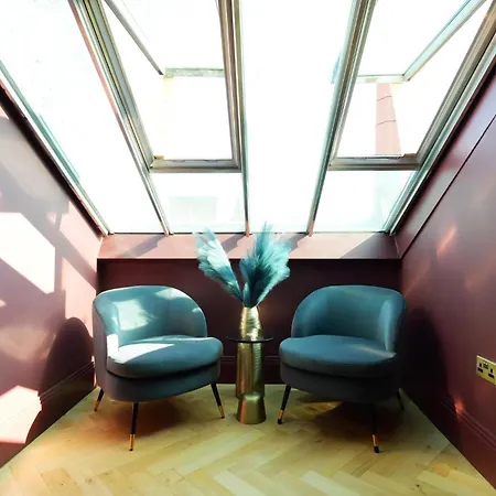 Gatsby at The Heim Residences Apartment Manchester