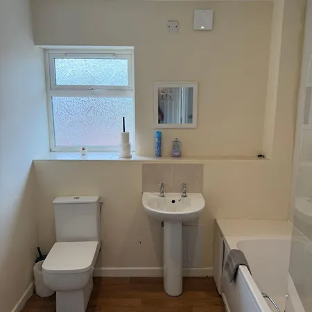 Apartmán Modern, Sleeps 10, Parking, Etihad, Coop Live, River Park, Manchester