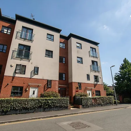 Lord Street With Free Parking & Wifi- Salford Uni, Victoria Station, Ao Arena *