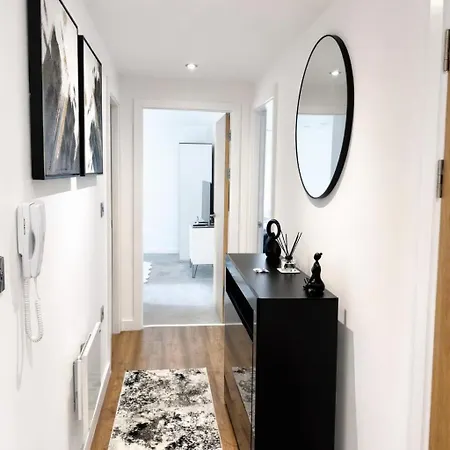 Apartamento Stylish 2-bed By Cente