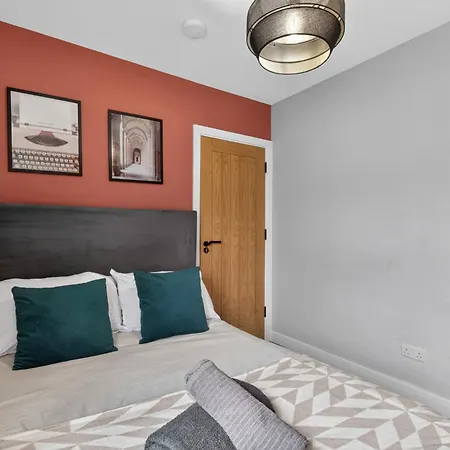 Close To Media City-old Trafford - 5 Bedroom House Μάντσεστερ