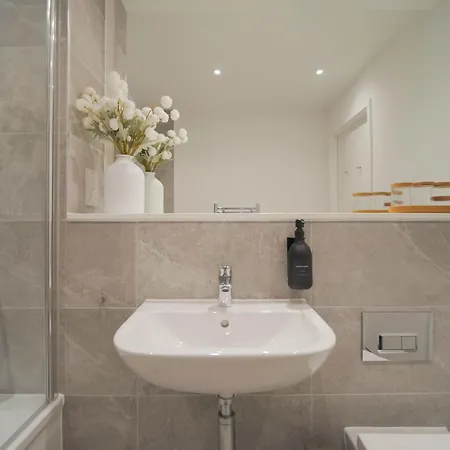 Midori By The Heim Apartment Manchester