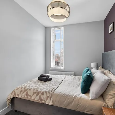 Διαμέρισμα Close To Media City-old Trafford - 5 Bedroom House