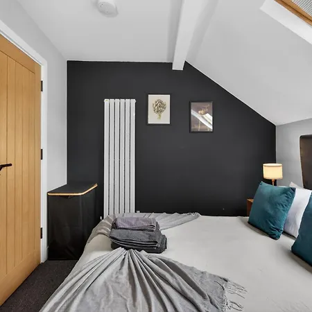 Διαμέρισμα Close To Media City-old Trafford - 5 Bedroom House *