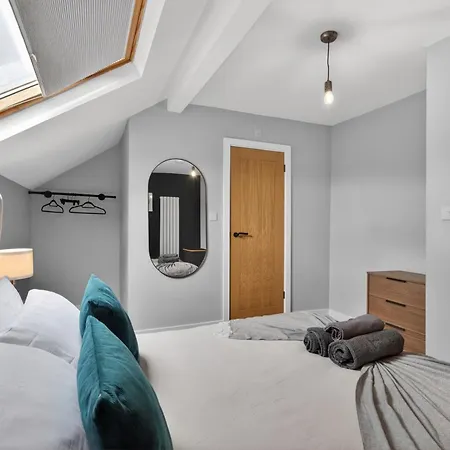 Close To Media City-old Trafford - 5 Bedroom House Διαμέρισμα *