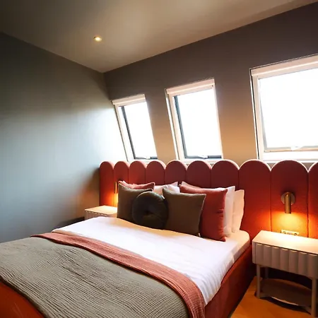 Gatsby at The Heim Residences Apartment Manchester