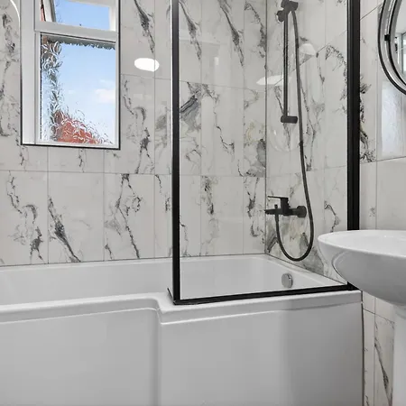 Close To Media City-old Trafford - 5 Bedroom House Apartamento