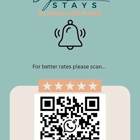 Sleek 4Br Townhouse Rooftop Hot Tub Prime Location 아파트