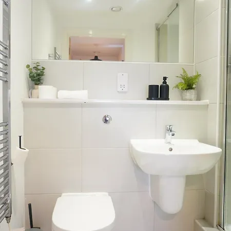 Apartmán Modern 2 Bed - Next To Ao Arena & Picadilly Station - - Parking & Local Transport Links