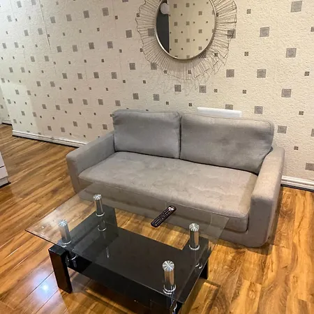Arndale Apartment *