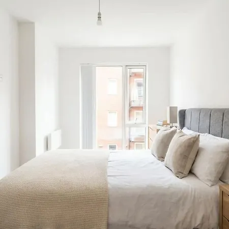 Convenient 2 Bedroom Apartmán *