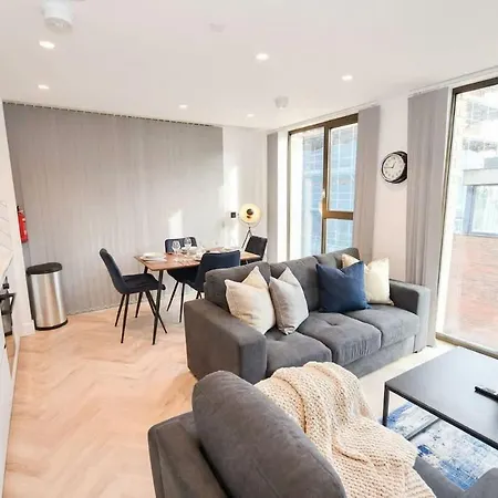 Wonderful 2bed In Manchester