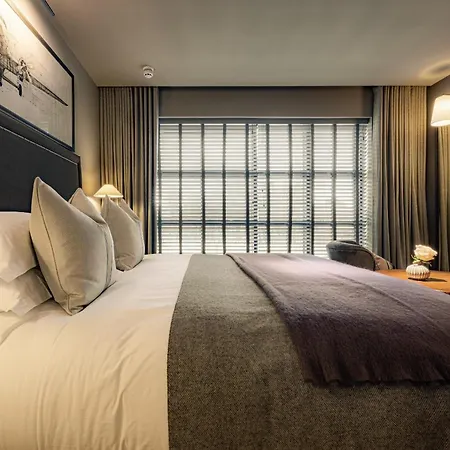 Dakota Airport Hotel 4*