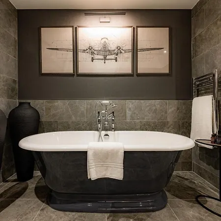 Dakota Airport Hotel Manchester