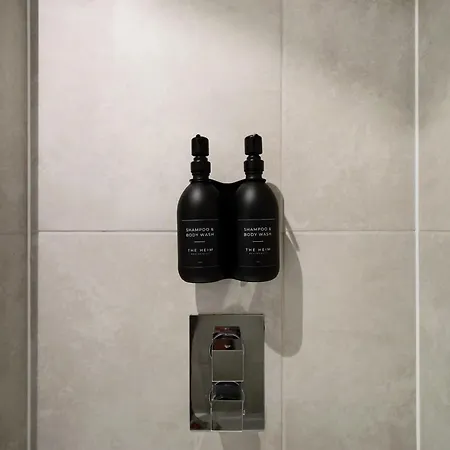 Axis At The Heim Apartment *