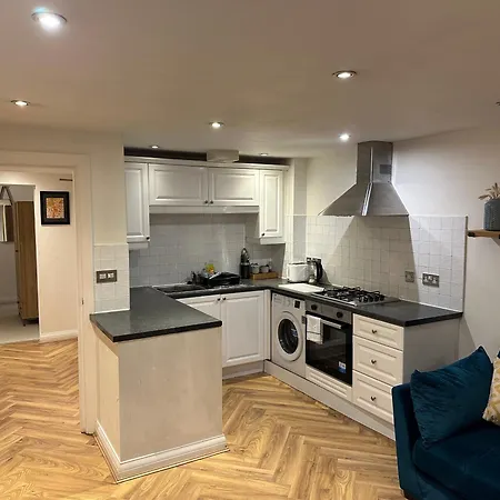 Apartamento 2-bed Flat In West Didsbury Near Fletcher Moss *