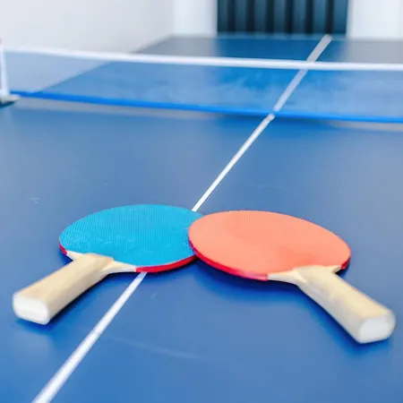 Дом отдыха Boutique Mcr With Games Table, Sleeps 9 Манчестер