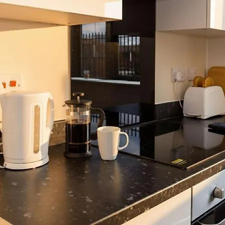 Modern 1 Bed W Fast Broadband * Manchester