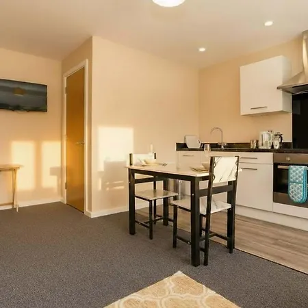 Modern 1 Bed W Fast Broadband * Manchester