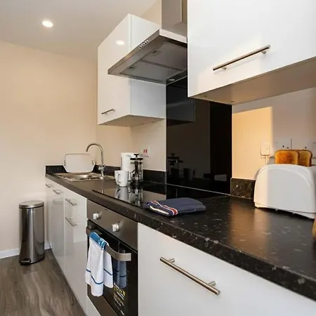 Modern 1 Bed W Fast Broadband *