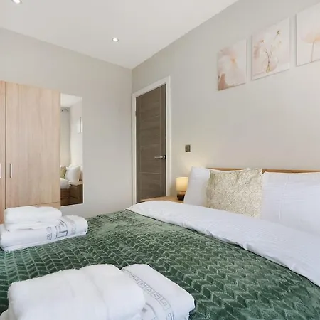 Stylish With Free Parking And Easy Access Σπίτι διακοπών *