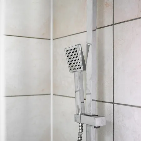 Stylish 2 Bed House In مانشستر