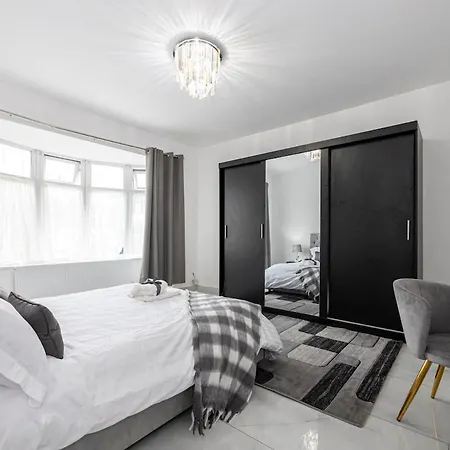 بيت للعطل Luxury In Greater