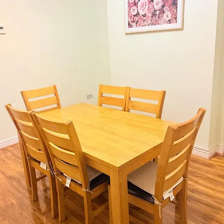 بيت للعطل Bright Home, Modern & Spacious *
