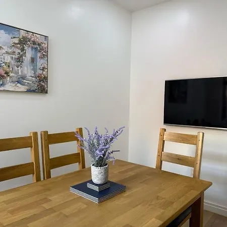 Ashfield Ii Co-living - Private Self-cater