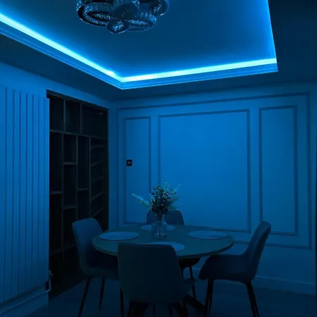 Modern Near Centre, Etihad Co-op Live بيت للعطل *