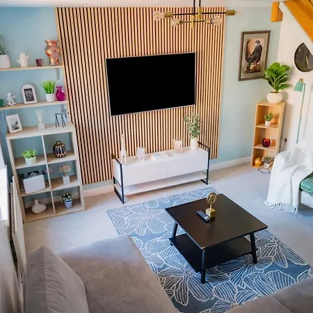 Stylish 3-bedroom For Groups With Parking, Greater بيت للعطل