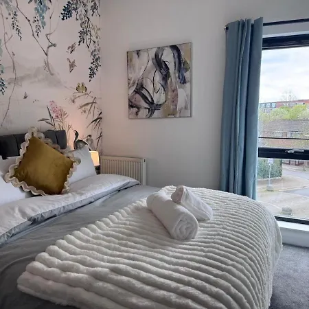 بيت للعطل Winsick Residences Salford 3 Bed Up To 7 Guests