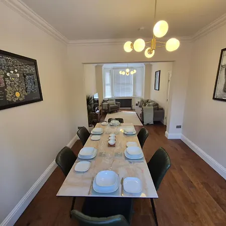 Arena House 3bd With Games Walk To Coop Eithad בית נופש