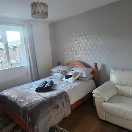 بيت للعطل Casa Havilah - Contractor House Sleeps 4 Parking