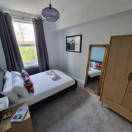 Arena House 3bd With Games Walk To Coop Eithad